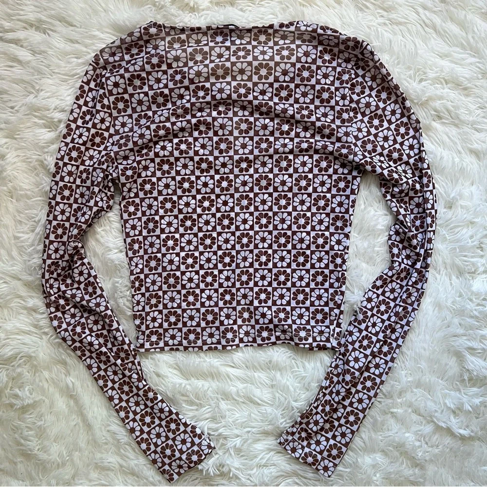 Rue 21 Mesh Brown and White y2k Flower Long Sleeve Top